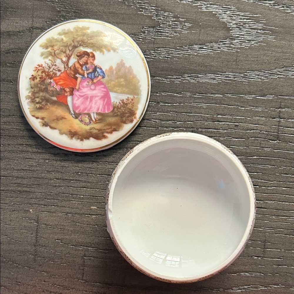 Vintage Limoges porcelain pocket mirror and trinket box - Picture 5 of 8